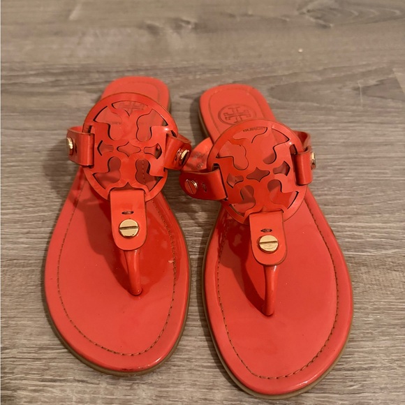 Tory Burch Women's Bright Red Sandals - Picture 1 of 4
